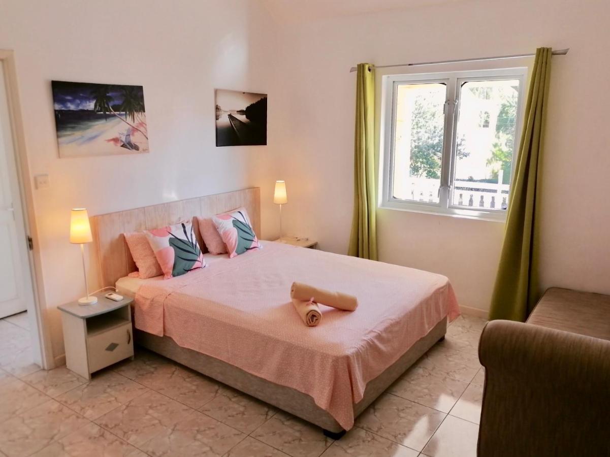 Flic-en-Flacq Beachfront Villa In A Beautiful And Secured Complex מראה חיצוני תמונה